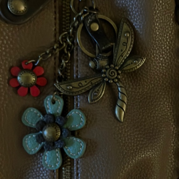 BNWT Chala Brown Hobo Bag with Dragonfly with teal flowers. - Picture 3 of 3